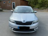 Usata Skoda Rapid 105 CV (77 kW) 2014 Argento Utilitaria