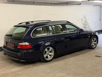 Gebraucht BMW 525 177 PS (130 kW) 2007 Blau Kombi