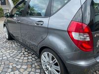 Gebraucht Mercedes A180 Avantgarde 109 PS (80 kW) 2008 Silber Limousine