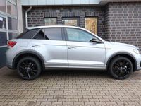 Neu VW T-Roc R-line 150 PS (110 kW) 2025 Silber SUV