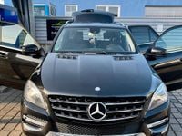 Second-hand Mercedes ML350 258 CP (189 kW) 2012 Negru SUV