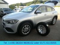 Gebraucht Mercedes GLA200 150 PS (110 kW) 2022 Iridiumsilber SUV