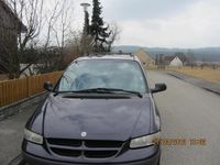 Gebraucht Chrysler Voyager 166 PS (122 kW) 1997 Grau metallic Van / Kleinbus