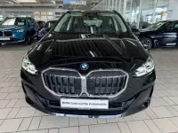 Gebraucht BMW 220 Active Tourer 170 PS (125 kW) 2025 Saphirschwarz Van / Kleinbus