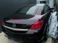 Gebraucht Opel Astra Cabriolet 105 PS (77 kW) 2006 Schwarz Cabrio