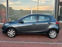 Gebraucht Mazda 2 75 PS (55 kW) 2011 Grau Kleinwagen