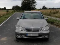 Gebraucht Mercedes C180 143 PS (105 kW) 2004 Gold Limousine