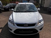 Gebraucht Ford Focus Style 101 PS (74 kW) 2009 Weiß Limousine