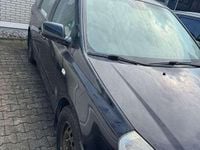 Gebraucht Kia Carnival LX 185 PS (136 kW) 2010 Midnight black Van / Kleinbus