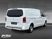 Gebraucht Mercedes Vito 190 PS (139 kW) 2021 Arktikweiß Van