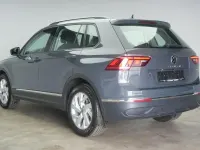 Gebraucht VW Tiguan Life 200 PS (147 kW) 2023 Grau SUV