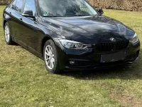 Gebraucht BMW 318 Advantage 136 PS (100 kW) 2018 Schwarz Limousine