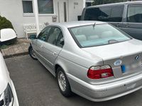Gebraucht BMW 525 192 PS (141 kW) 2001 Silber Limousine