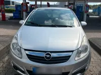 Gebraucht Opel Corsa 80 PS (58 kW) 2007 Silber Kleinwagen