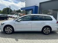 Gebraucht VW Golf VII Join 110 PS (80 kW) 2018 White silver metallic (white sil Kombi