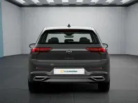 Gebraucht VW Golf VIII 131 PS (96 kW) 2024 Grau Kleinwagen