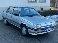 Gebraucht Renault R11 60 PS (44 kW) 1988 Silber Kleinwagen