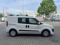 Gebraucht Fiat Doblò 120 PS (88 kW) 2012 Weiß Van / Kleinbus