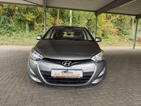 Gebraucht Hyundai i20 Classic 86 PS (63 kW) 2012 Grau Kleinwagen
