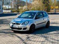 Gebraucht Ford Fiesta 70 PS (51 kW) 2006 Grau Kleinwagen