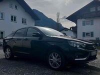 Second-hand Lada Vesta 106 CP (77 kW) 2017 Negru Berlinǎ