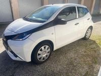 Gebraucht Toyota Aygo X-cite 69 PS (50 kW) 2017 Weiß Kleinwagen