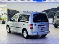 Gebraucht VW Caddy Life 80 PS (58 kW) 2009 Silber Van / Kleinbus