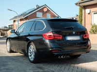 Gebraucht BMW 330 Sport Line 258 PS (189 kW) 2016 Schwarz Kombi