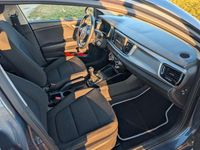 Gebraucht Kia Rio Edition 7 84 PS (61 kW) 2017 Blau Limousine