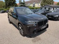 Gebraucht BMW X7 M Sport 352 PS (258 kW) 2022 Schwarz SUV