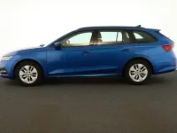 Gebraucht Skoda Octavia Ambition 150 PS (110 kW) 2023 Raceblau metallic Kombi