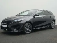 Gebraucht Kia Ceed 140 PS (102 kW) 2025 Zilinaschwarz metall Kleinwagen
