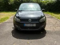 Käytetty VW Polo 70 HP (51 kW) 2011 Musta Viistoperä