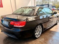 Gebraucht BMW 320 Cabriolet M Sport 170 PS (125 kW) 2010 Schwarz Cabrio