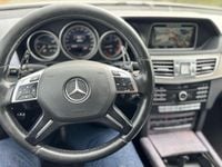 Gebraucht Mercedes E200 Elegance 136 PS (100 kW) 2015 Hellelfenbein Limousine