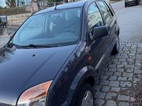 Gebraucht Ford Fusion 80 PS (58 kW) 2011 Grau Kleinwagen