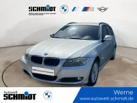 Gebraucht BMW 320 Comfort Edition 184 PS (135 kW) 2010 Titansilber Kombi