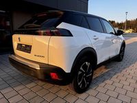 Gebraucht Peugeot e-2008 Active 100 kW (136 PS) 2021 Weiß SUV