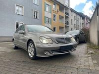 Gebraucht Mercedes C270 Elegance 170 PS (125 kW) 2004 Gold Limousine