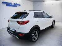 Gebraucht Kia Stonic Spirit 101 PS (74 kW) 2022 Weiß SUV
