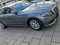 Gebraucht Mercedes E220 Avantgarde 194 PS (142 kW) 2017 Grau Limousine
