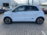 Gebraucht Renault Twingo Techno 60 kW (82 PS) 2023 Crystal weiss Kleinwagen