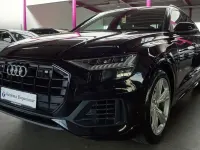 Gebraucht Audi Q8 Sport 286 PS (210 kW) 2020 Schwarz SUV