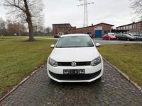 Używany VW Polo 60 KM (44 kW) 2012 Biały Hatchback