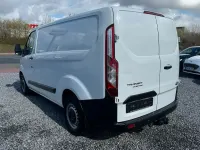 Gebraucht Ford Transit Custom 111 PS (81 kW) 2019 Weiß Van / Kleinbus