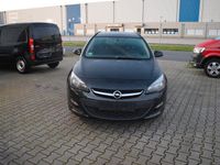 Second-hand Opel Astra 131 CP (96 kW) 2014 Negru Break