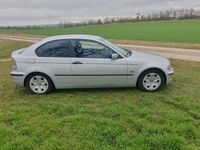 Gebraucht BMW 318 143 PS (105 kW) 2002 Silber Coupé