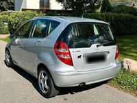 Gebraucht Mercedes 200 140 PS (102 kW) 2006 Silber Kleinwagen