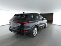 Gebraucht Audi Q6 e-tron Ambiente 284 kW (387 PS) 2025 Manhattangrau metallic SUV