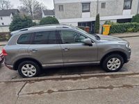 Gebraucht VW Touareg Executive 262 PS (192 kW) 2017 Grau SUV